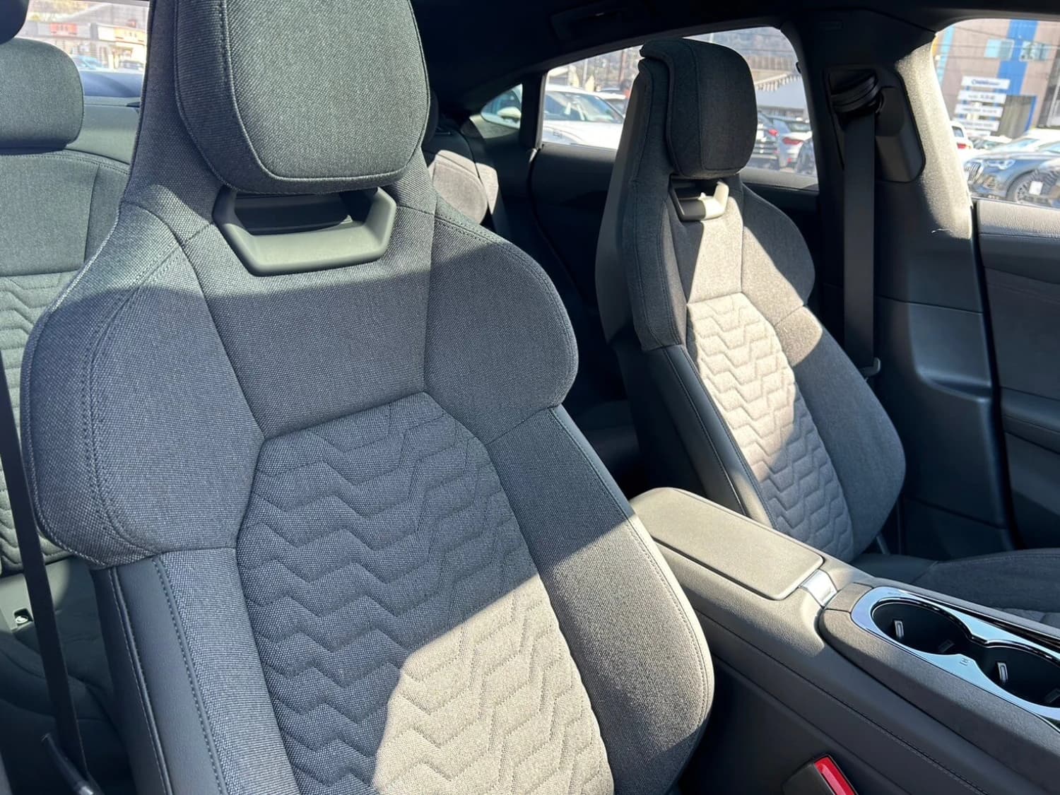 Audi e-tron GT Quattro - фото 4