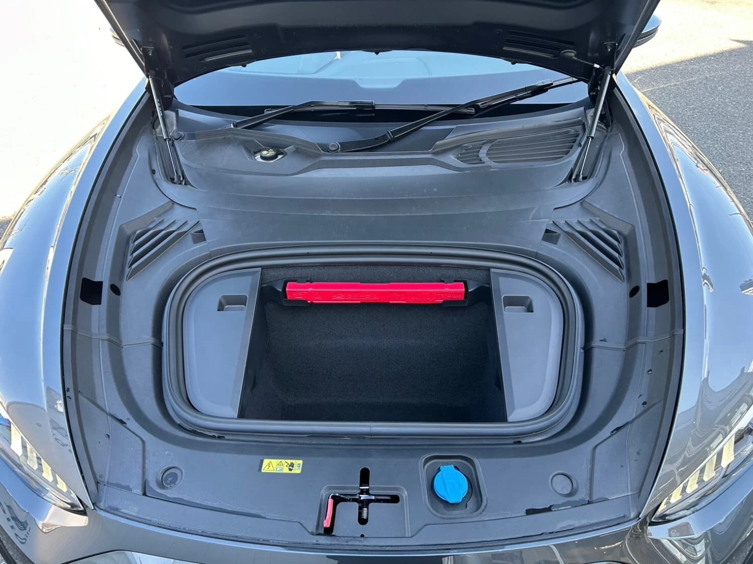 Audi e-tron GT Quattro - фото 48