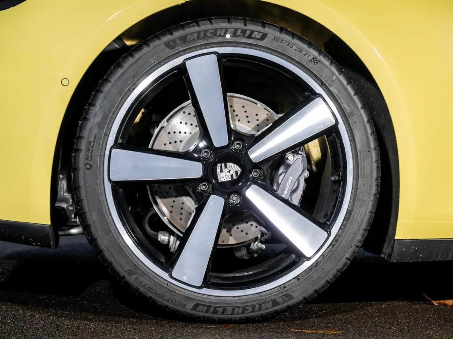 Porsche 911 T 992 Carrera PDK - фото 23