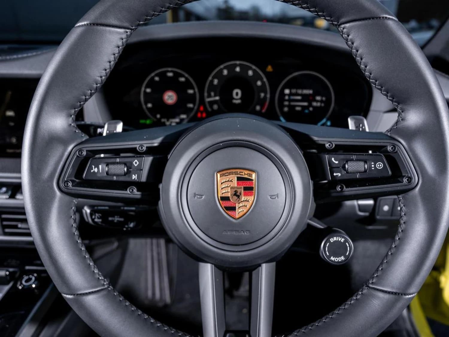 Porsche 911 T 992 Carrera PDK - фото 26