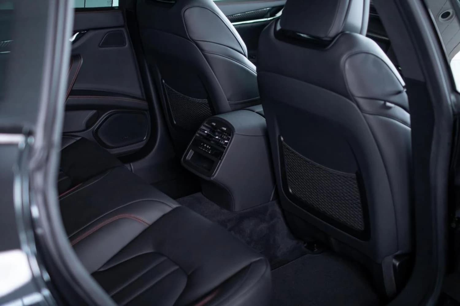 Maserati Quattroporte Modena - фото 4