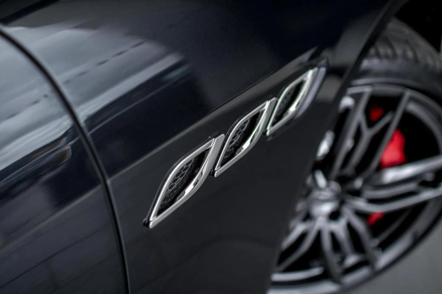 Maserati Quattroporte Modena - фото 12