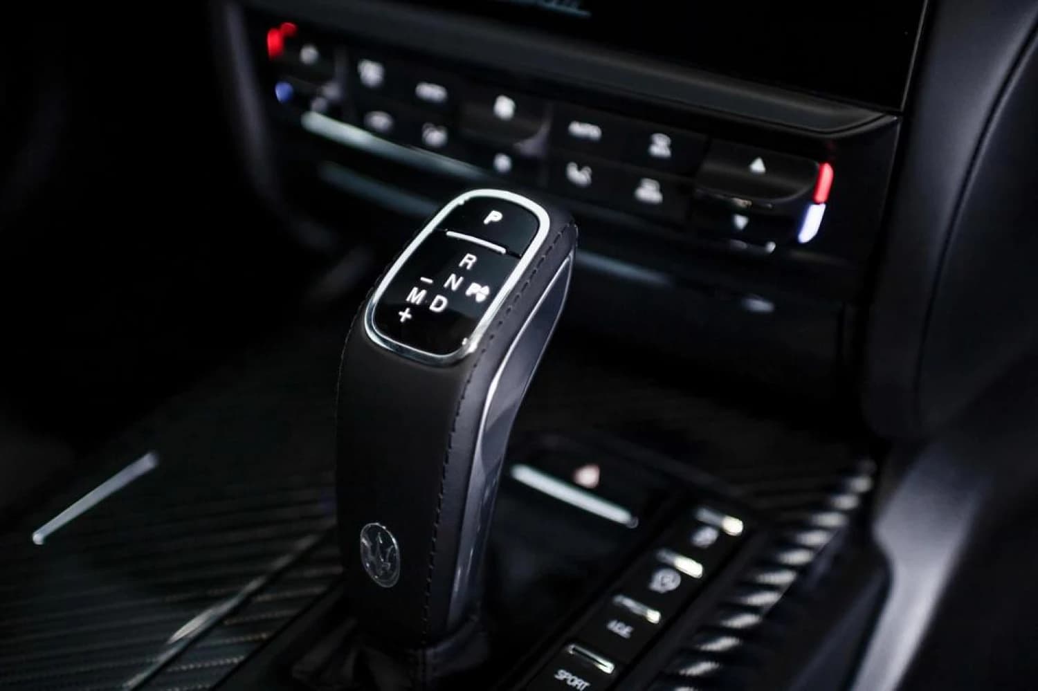 Maserati Quattroporte Modena - фото 21