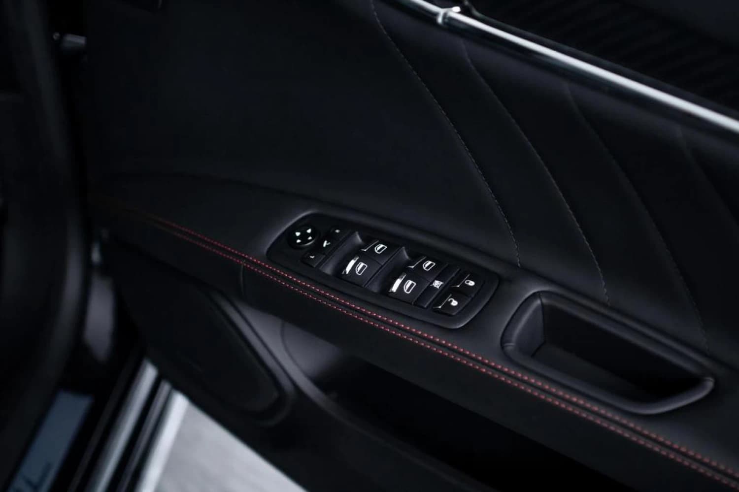 Maserati Quattroporte Modena - фото 33