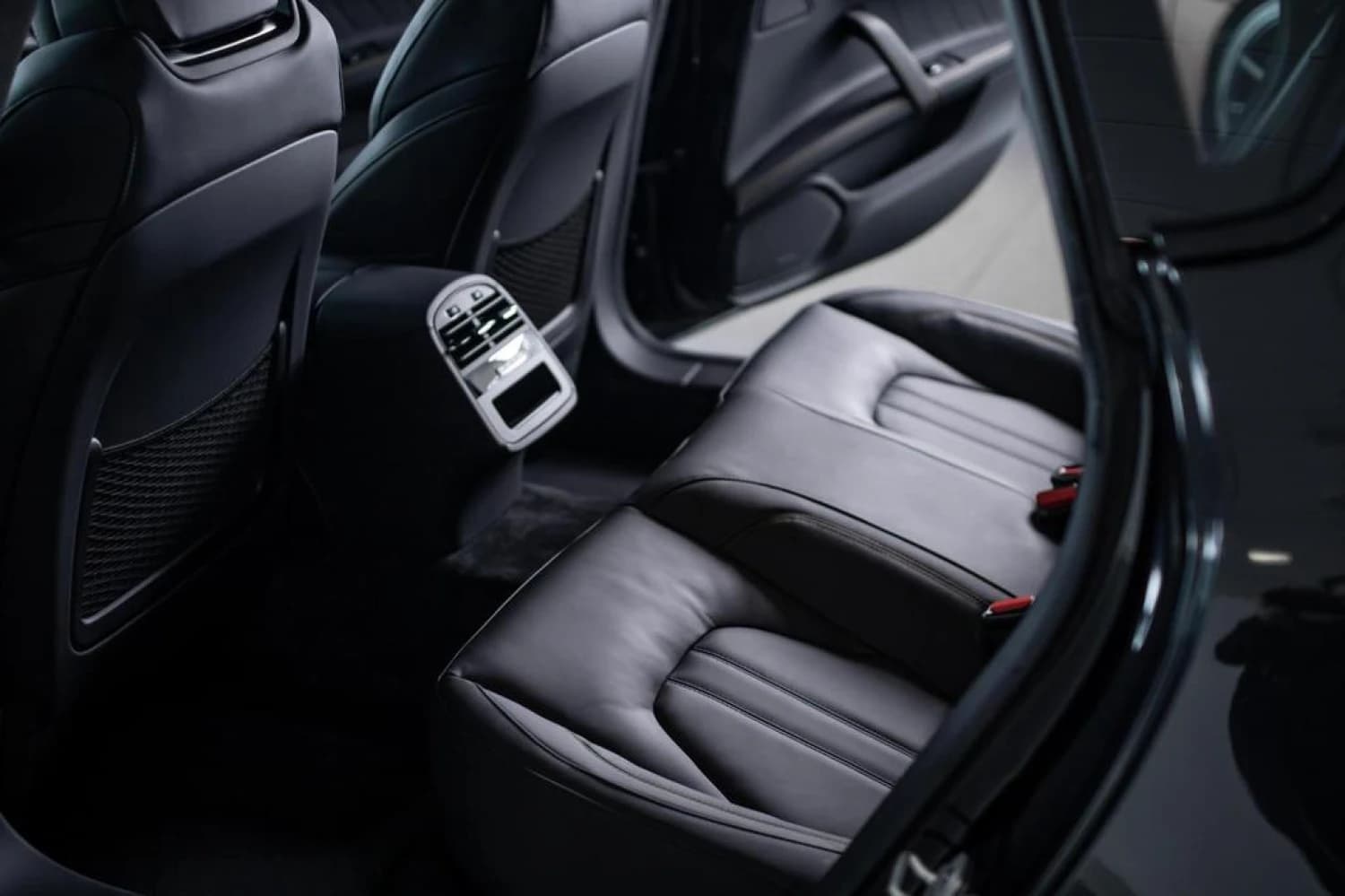 Maserati Quattroporte Modena - фото 34