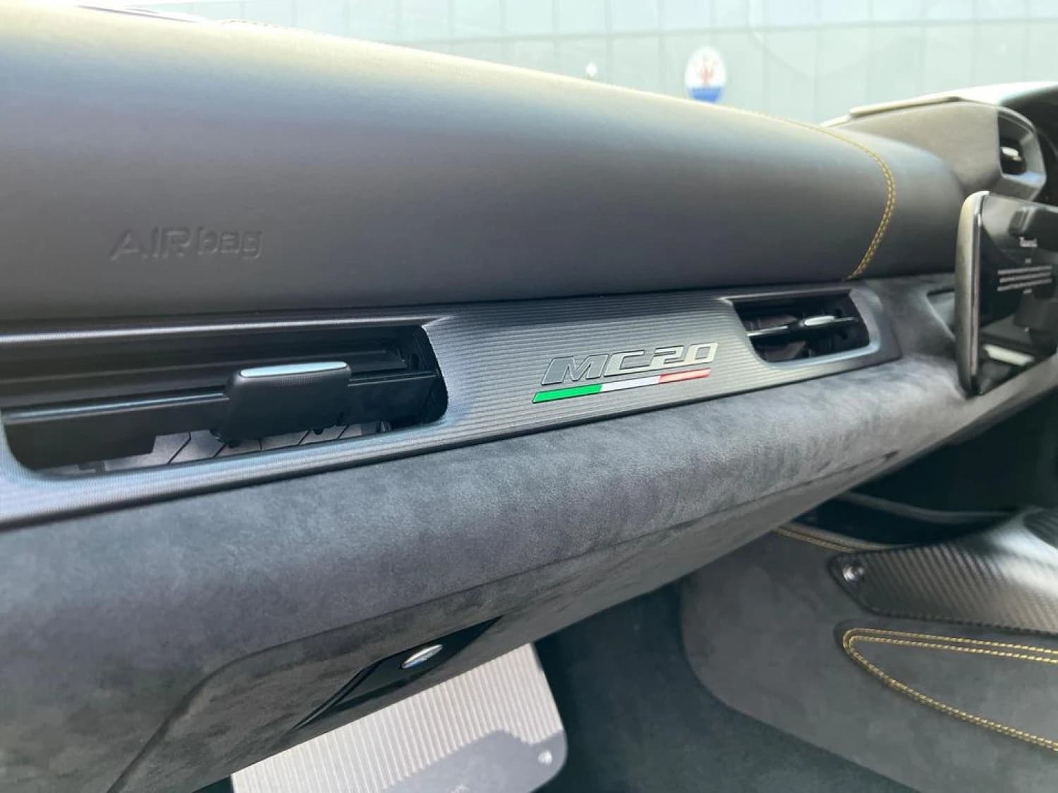 Maserati MC20 V6 DCT - фото 17