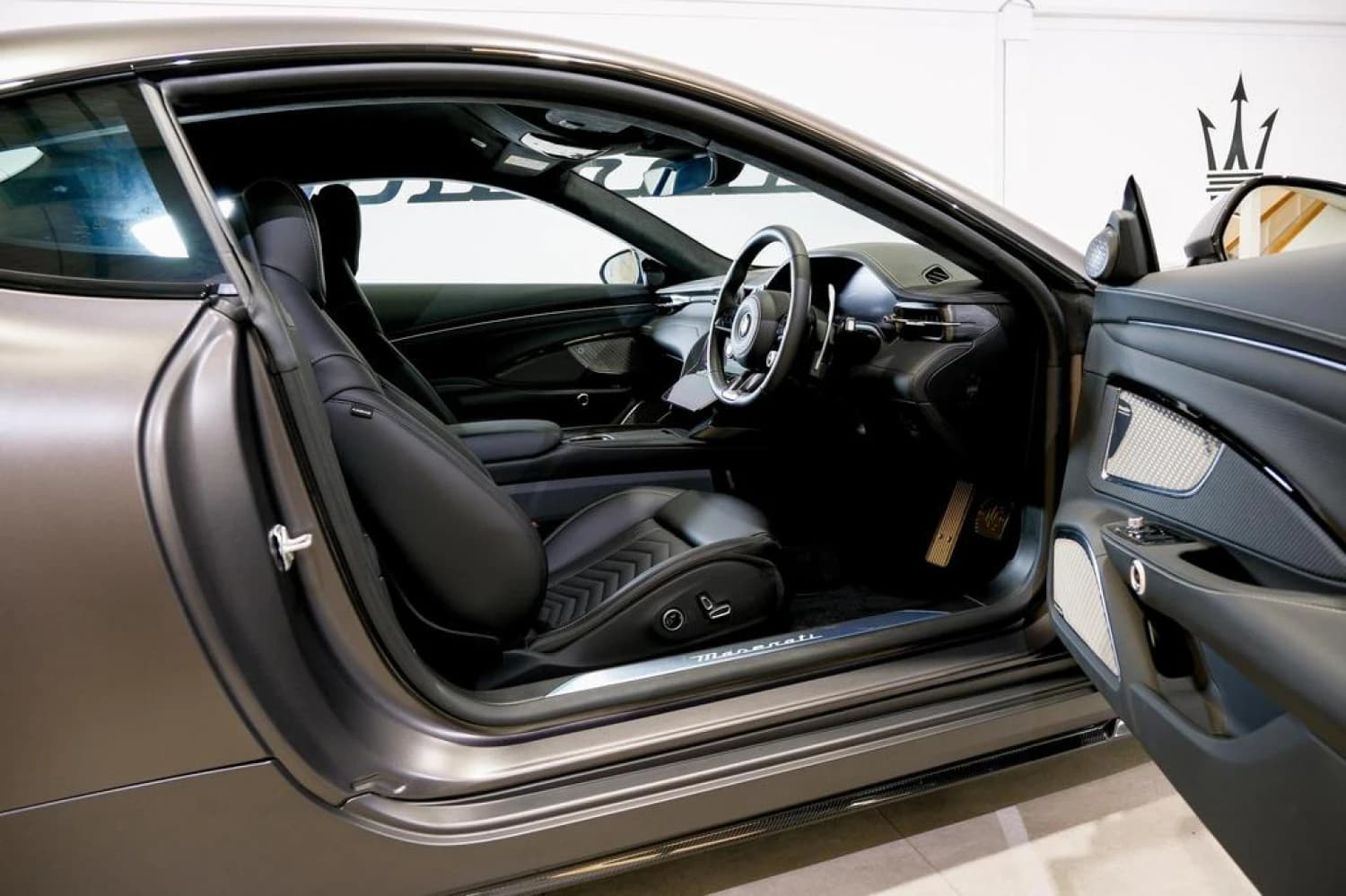 Maserati Granturismo Trofeo - фото 11