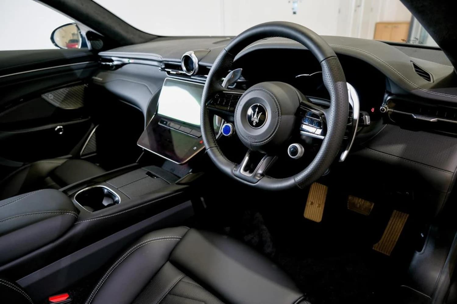 Maserati Granturismo Trofeo - фото 12