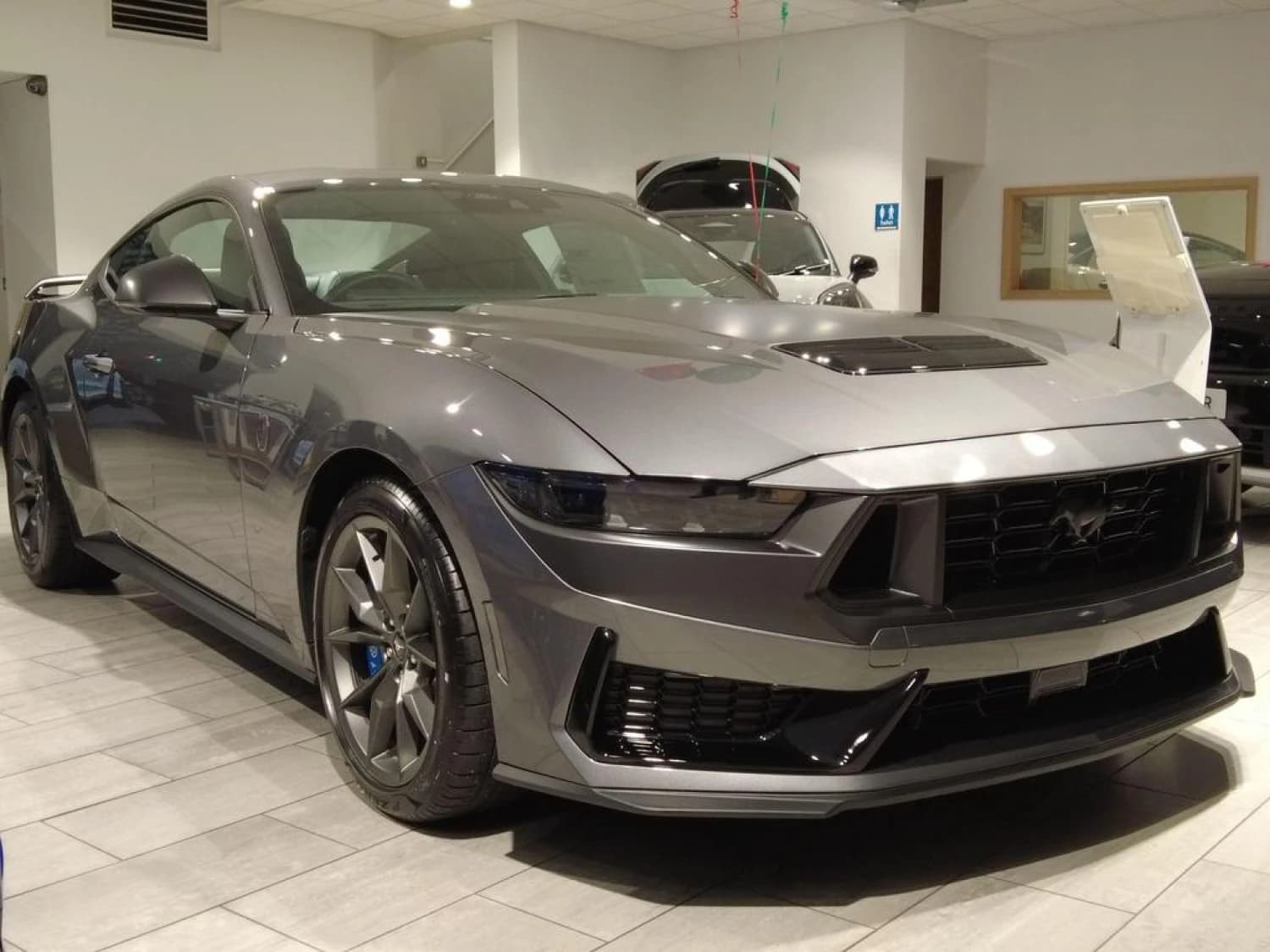 Ford Mustang Dark Horse