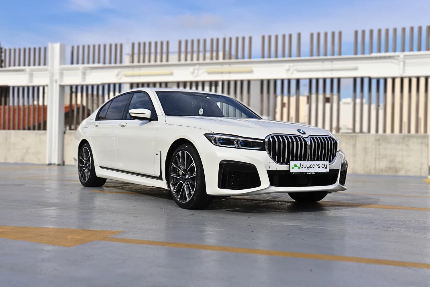 BMW 7 series 745e