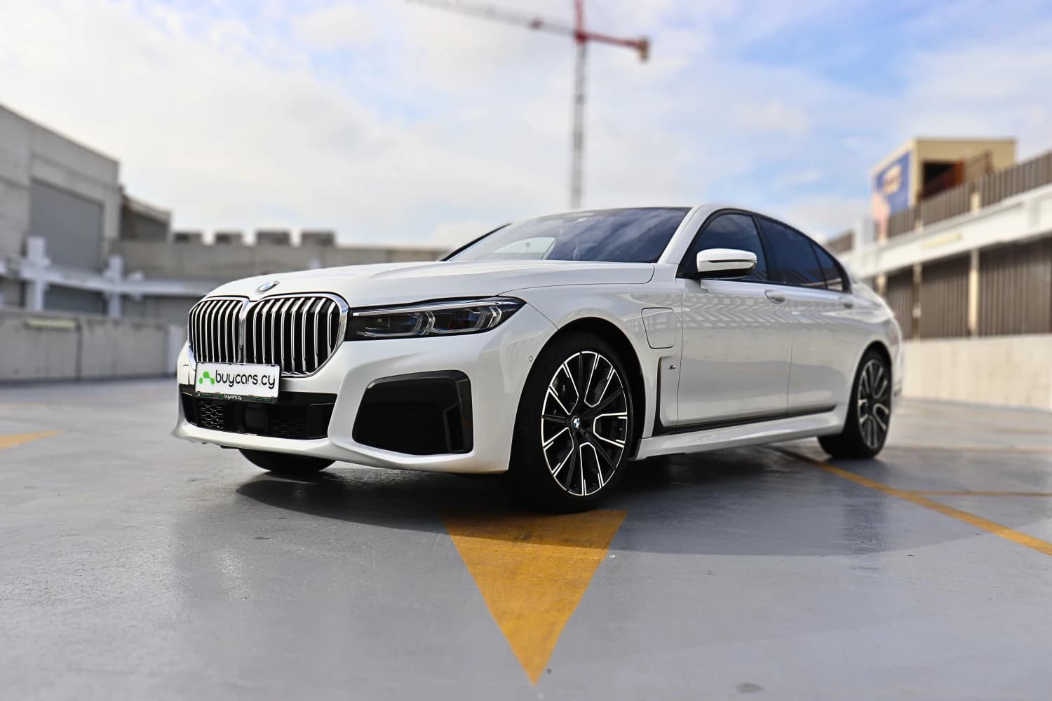 BMW 7 series 745e - фото 5