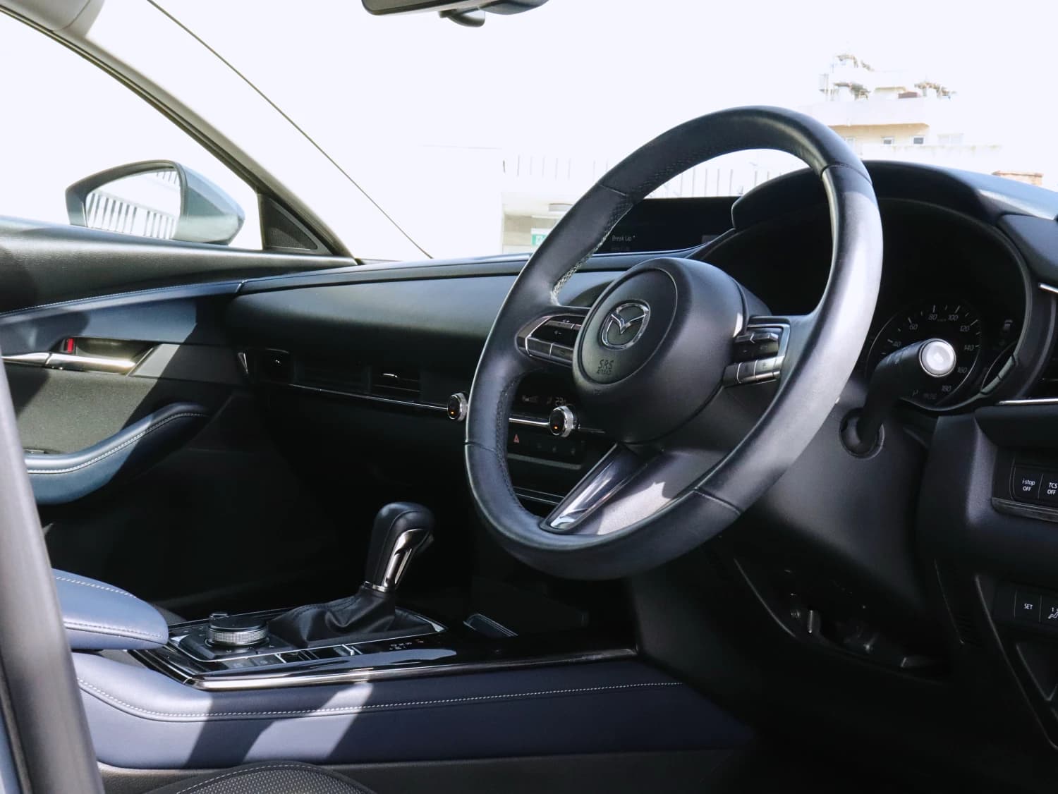 Mazda CX-30 SkyActiv G - фото 2