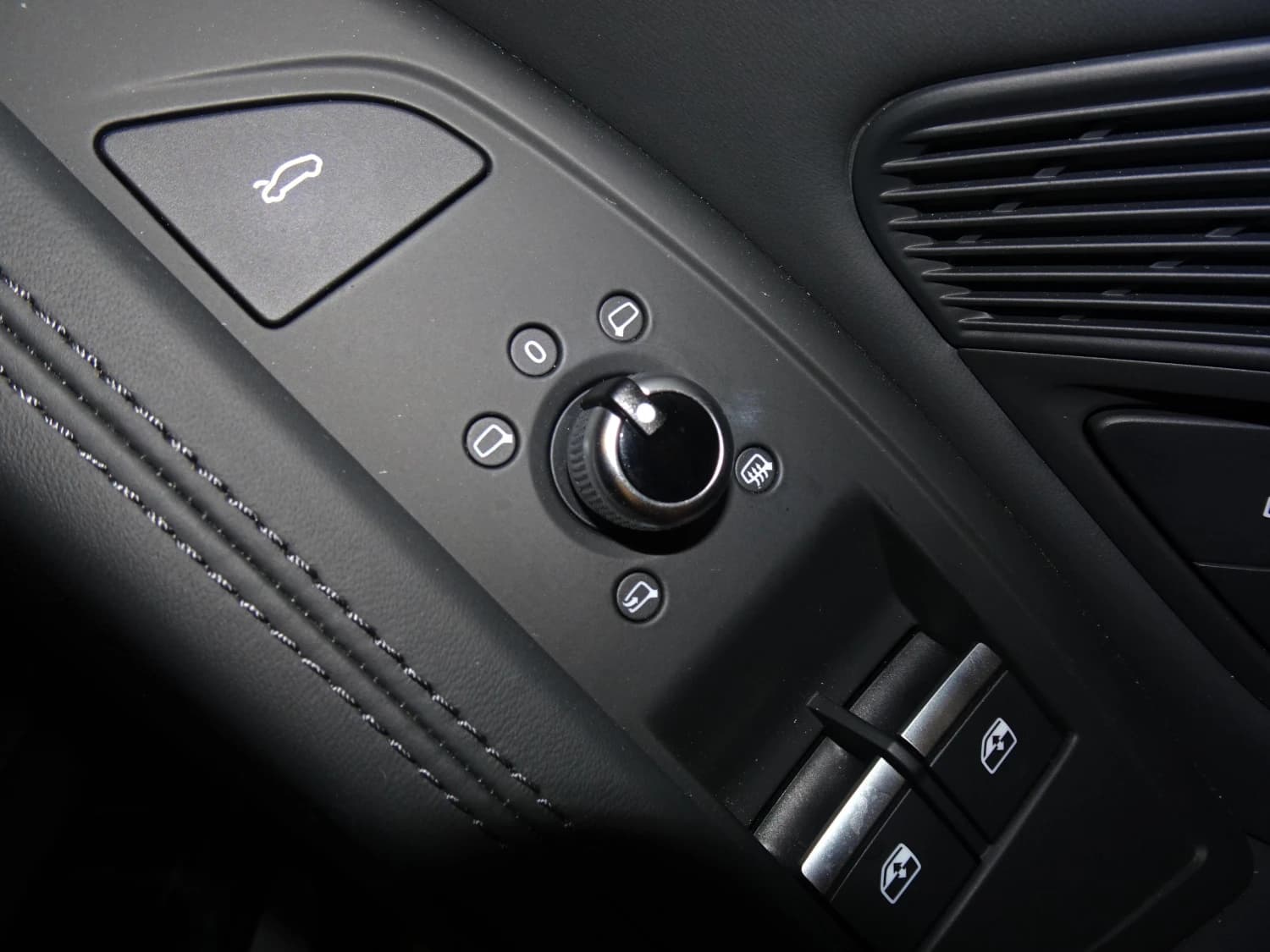 Audi R8 V10 Performance 5.2 FSI Quattro - фото 26