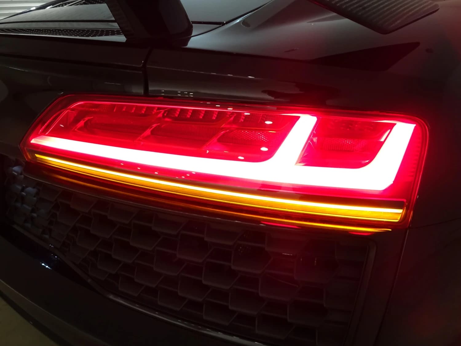 Audi R8 V10 Performance 5.2 FSI Quattro - фото 37