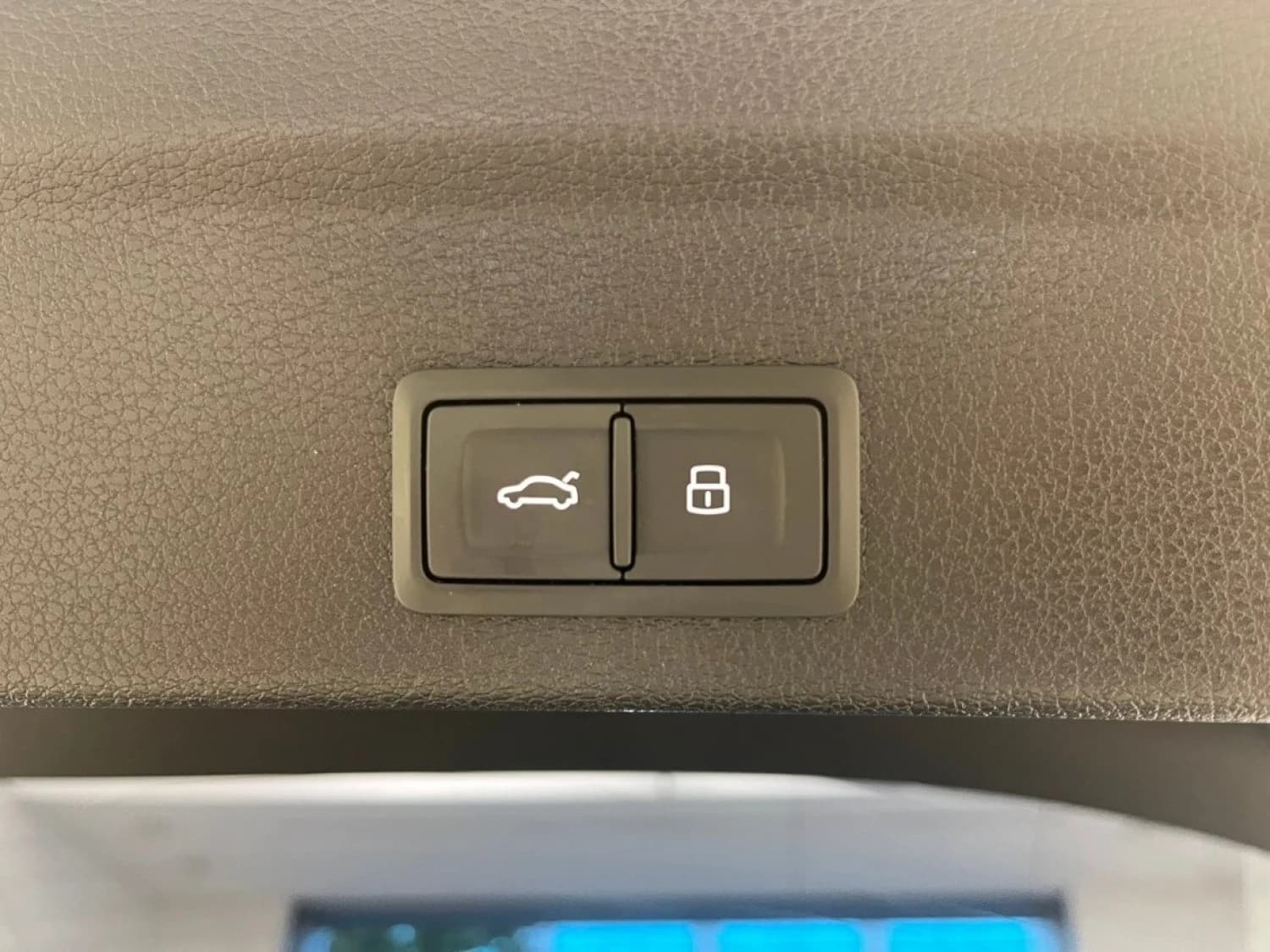 Audi RS Q3 Sportback 2.5 TFSI quattro S tronic - фото 28