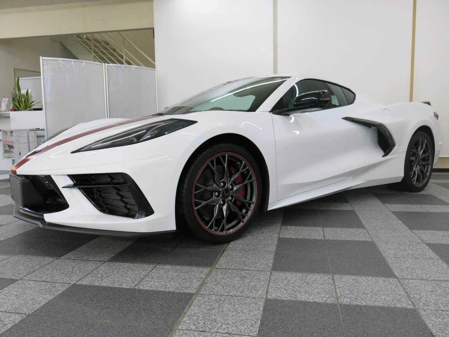 Chevrolet Corvette 2LT - фото 4