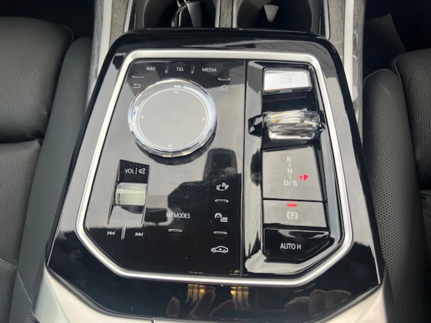 BMW 7 series 740i - фото 9