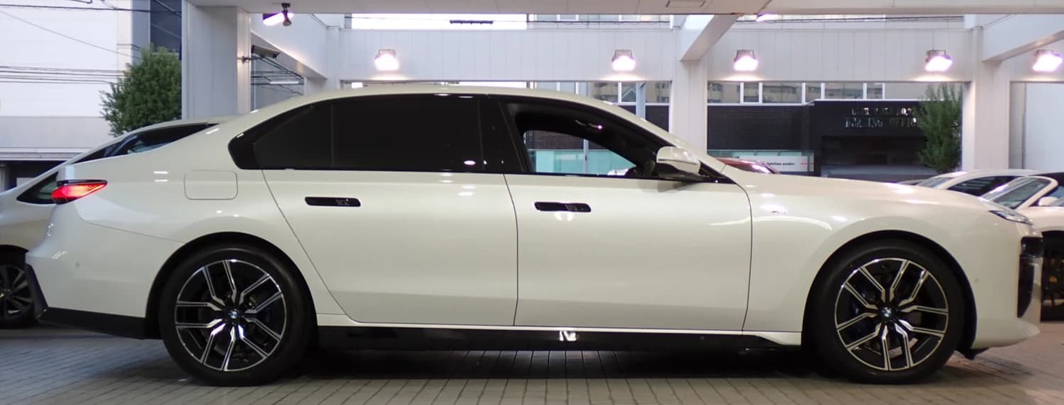 BMW 7 series 740d - фото 7