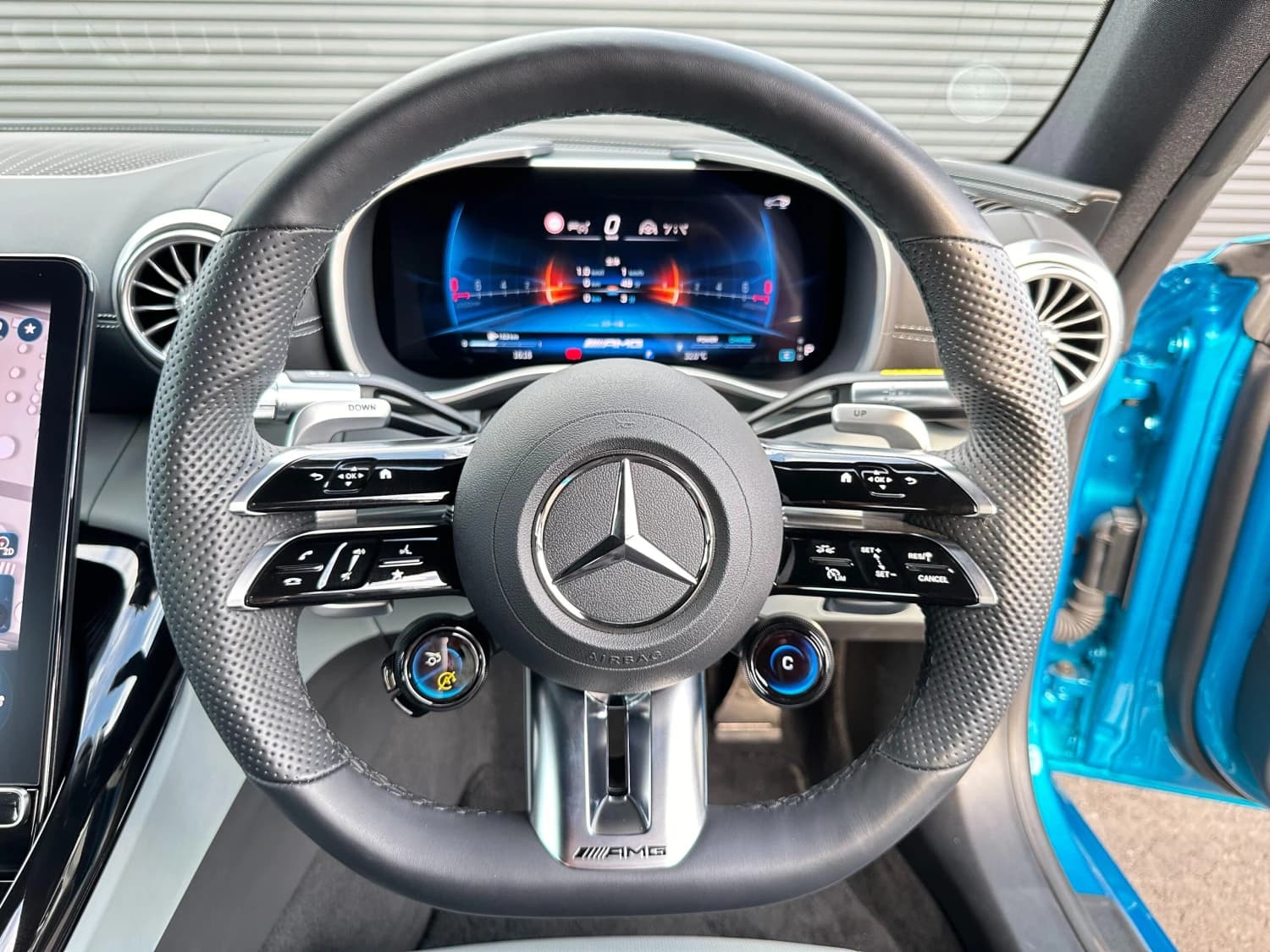 Mercedes SL-class 43 AMG - фото 3