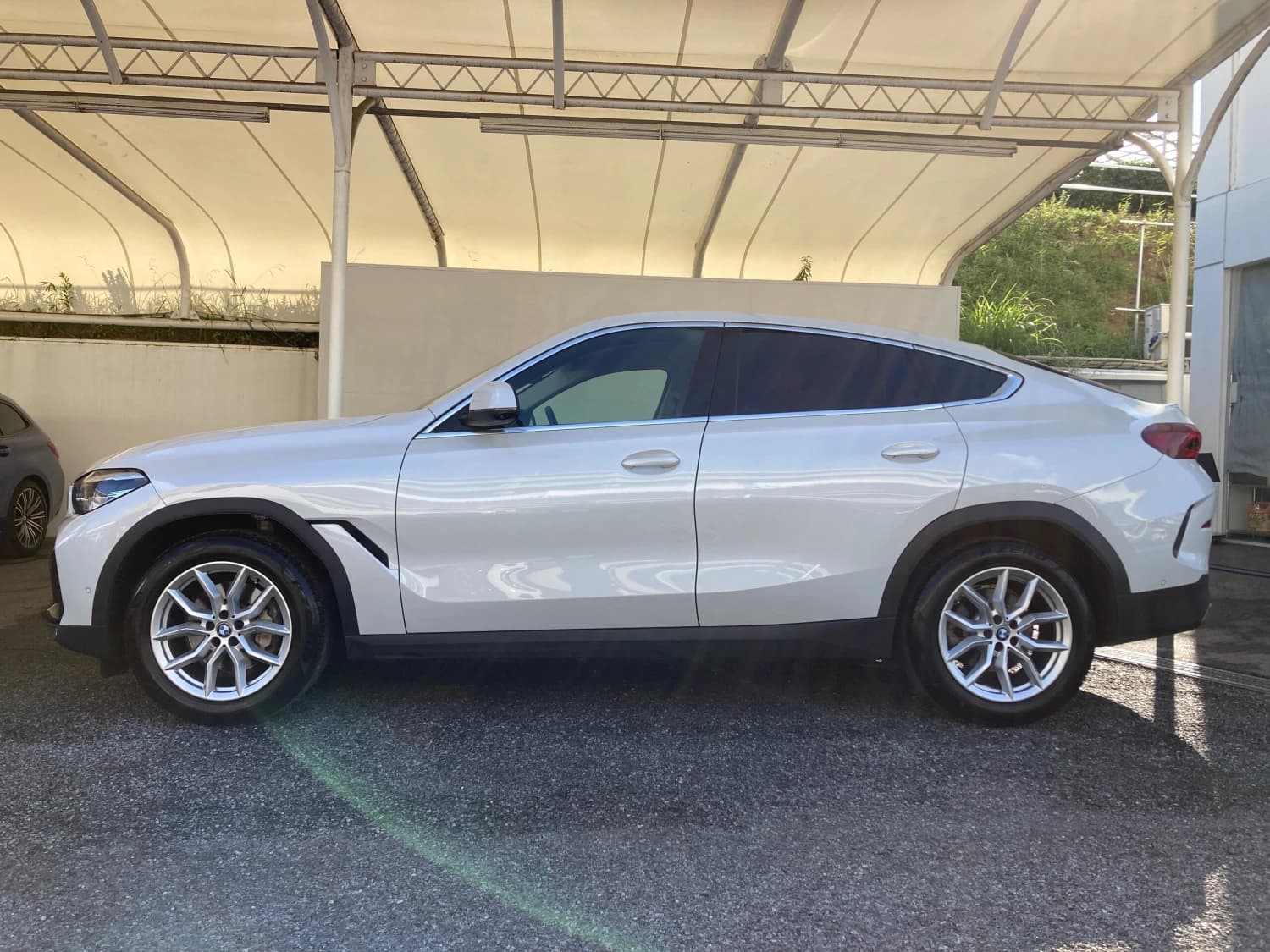 BMW X6 35d - фото 6