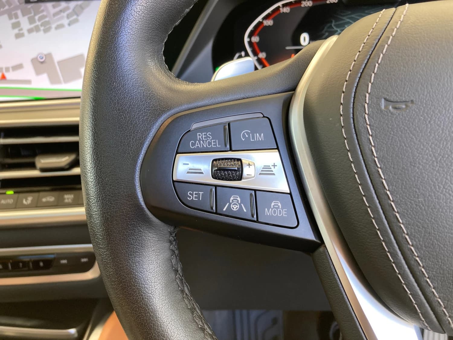 BMW X6 35d - фото 11