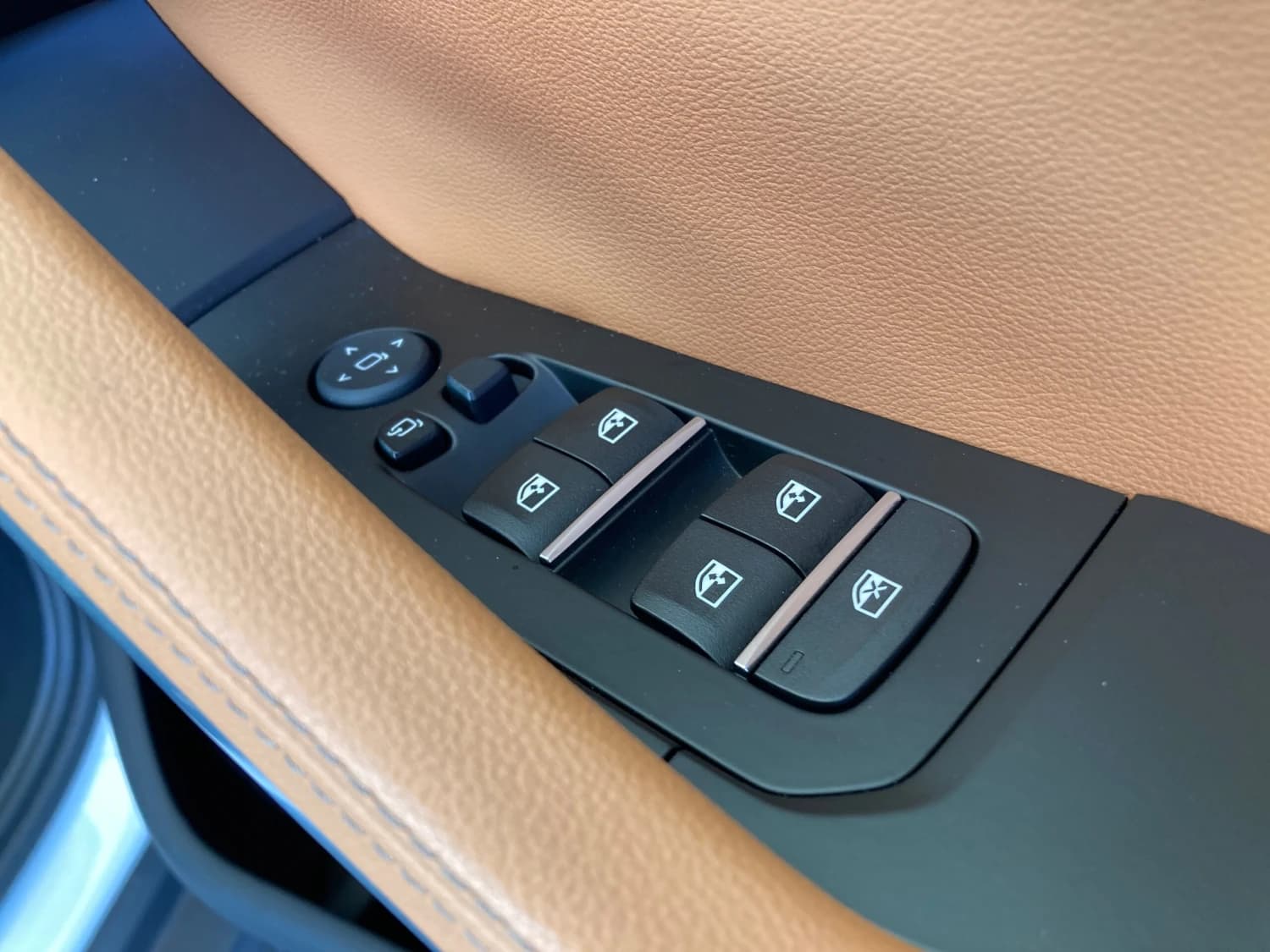 BMW X6 35d - фото 15