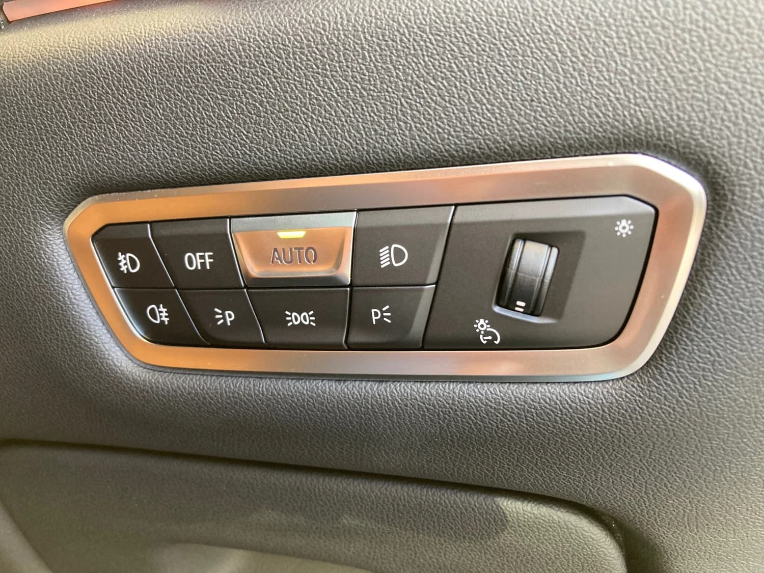 BMW X6 35d - фото 21