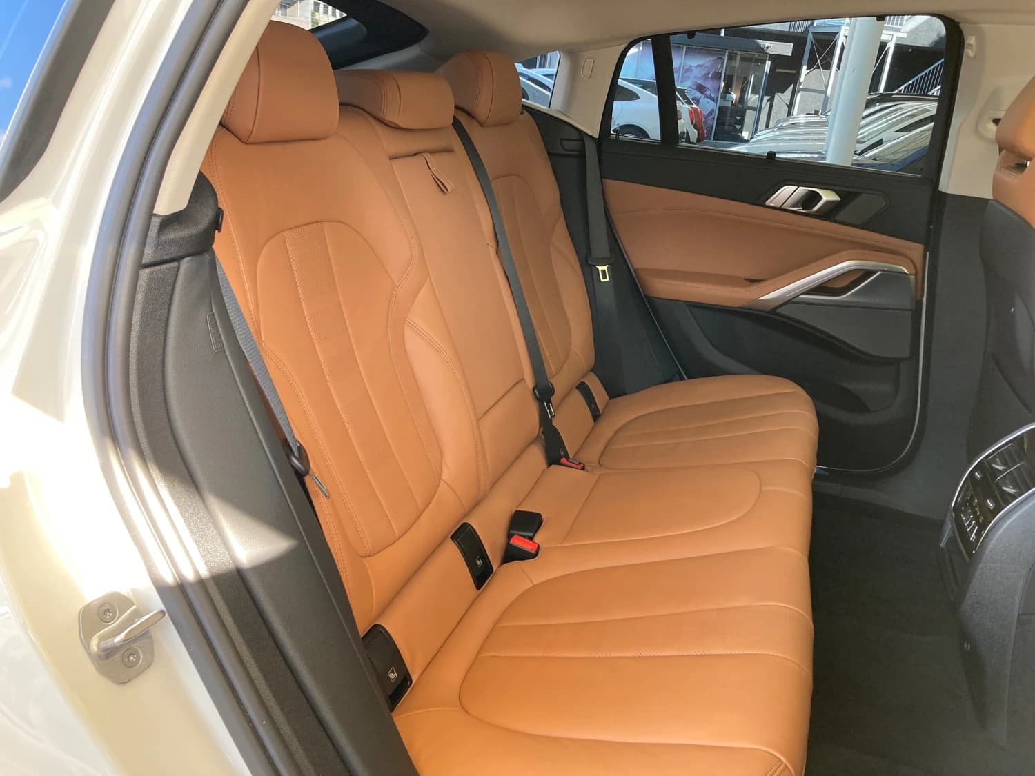 BMW X6 35d - фото 25