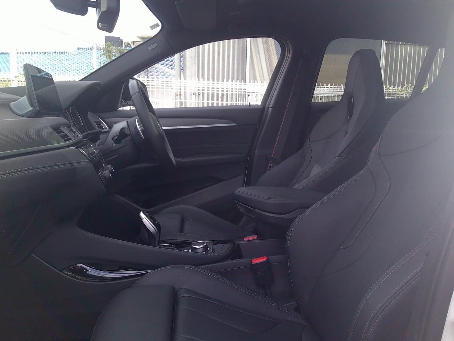 BMW X2 M35i - фото 3