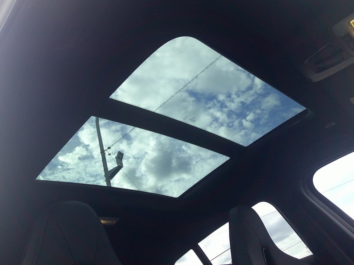 BMW X2 M35i - фото 9