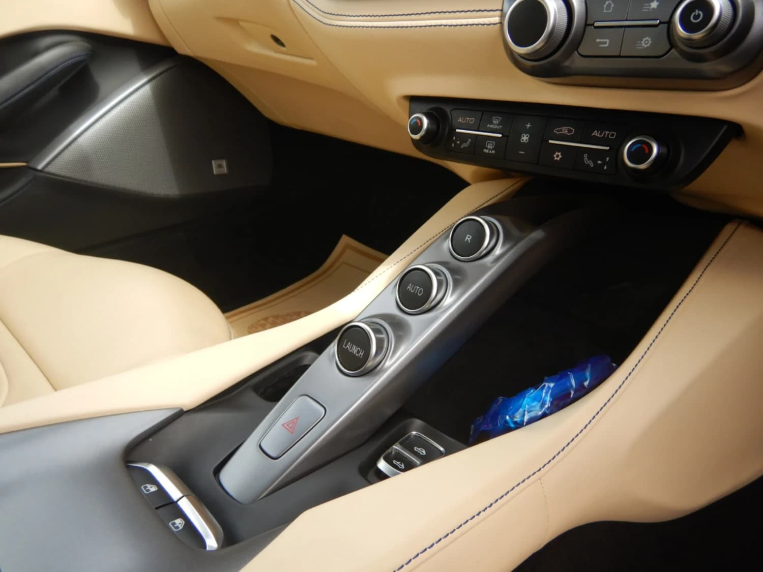 Ferrari Portofino F1 DCT - фото 11