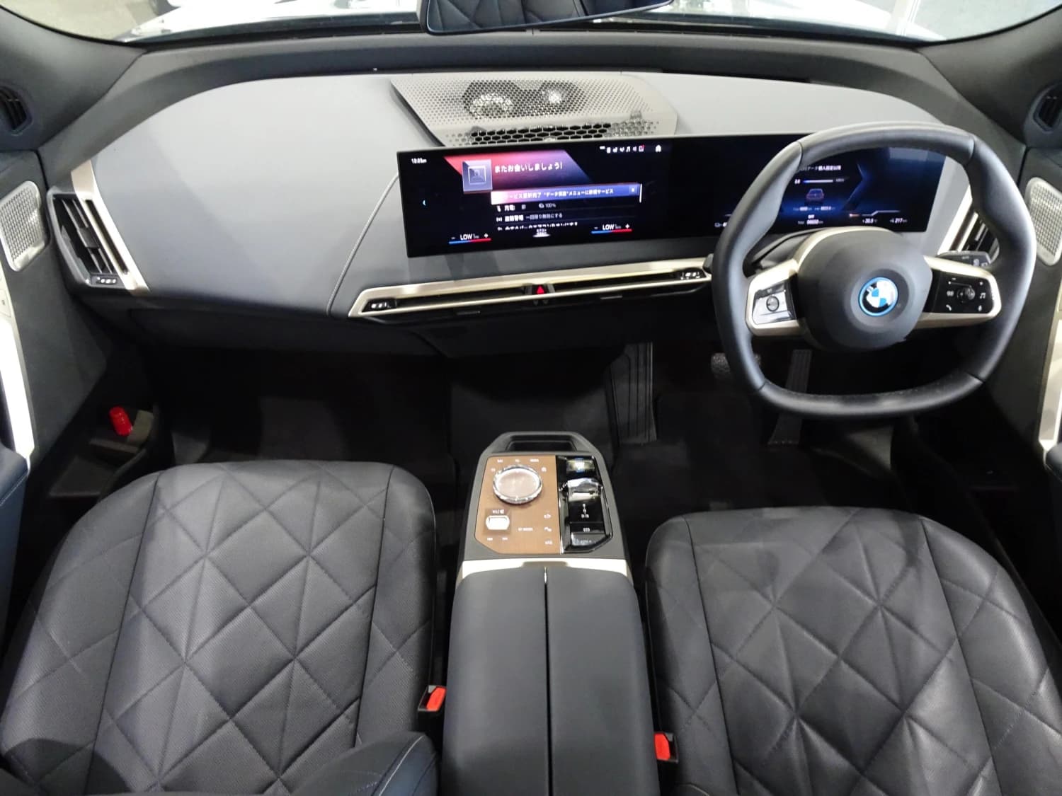 BMW iX M60 - фото 2