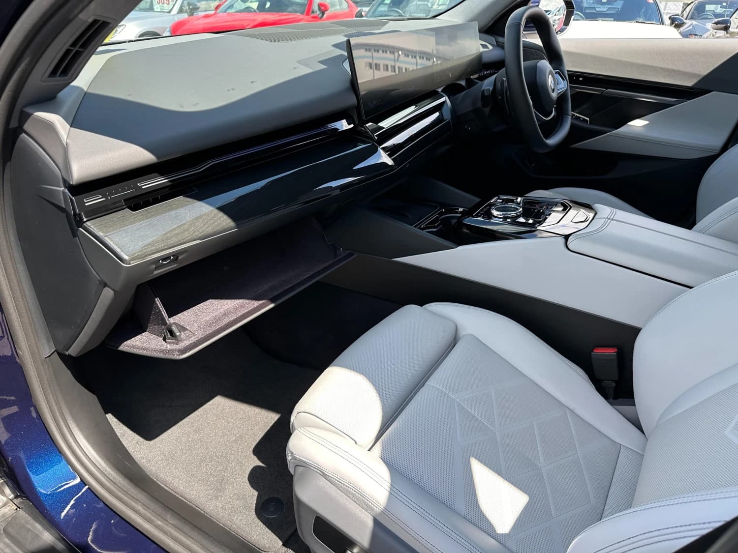 BMW 5 series 523i - фото 8