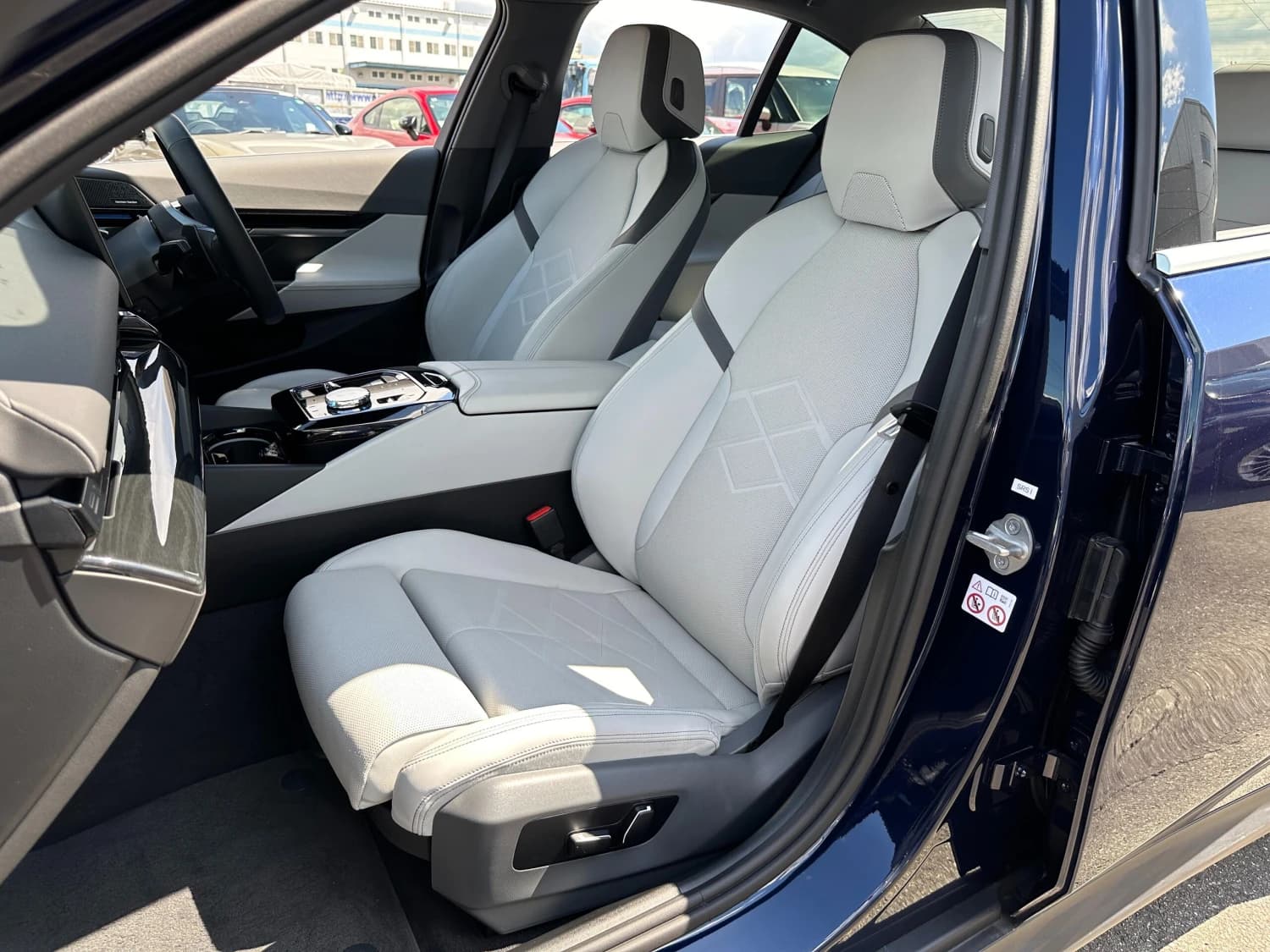 BMW 5 series 523i - фото 2