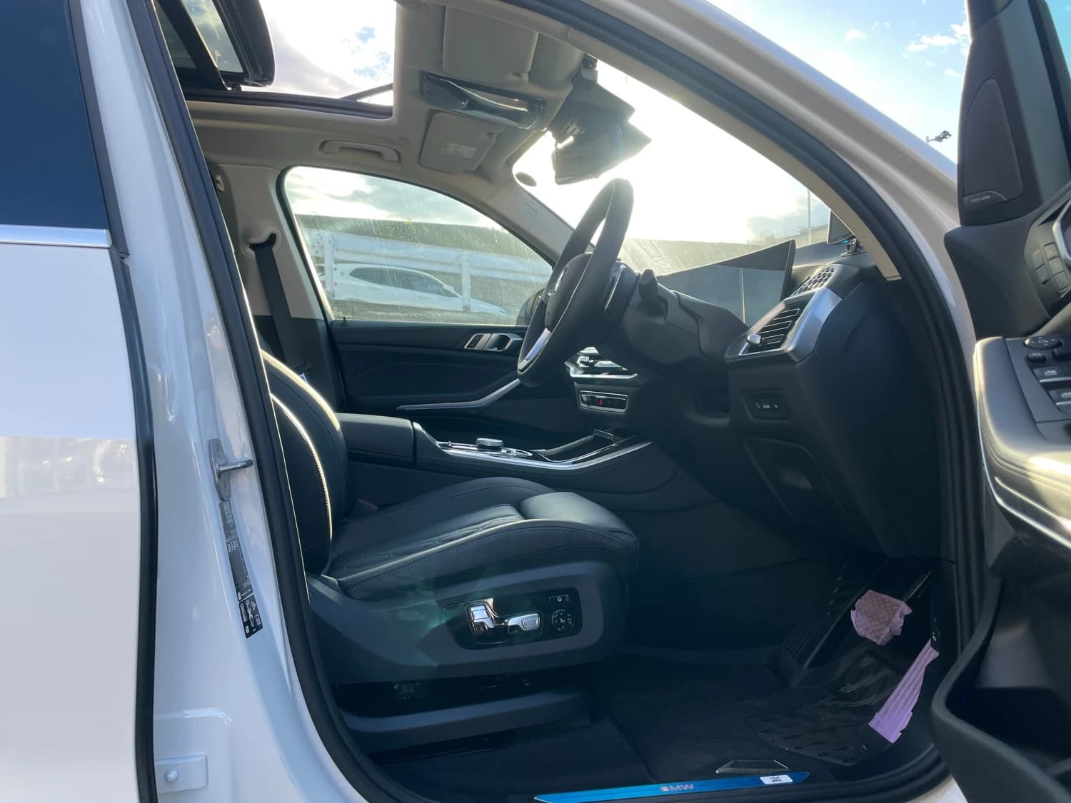 BMW X5 35d - фото 14