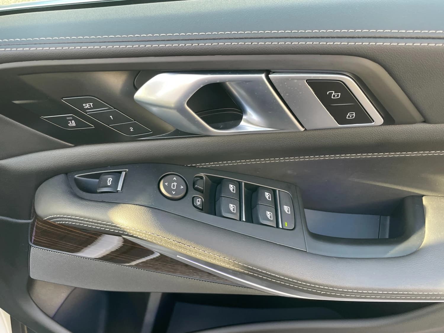 BMW X5 35d - фото 17