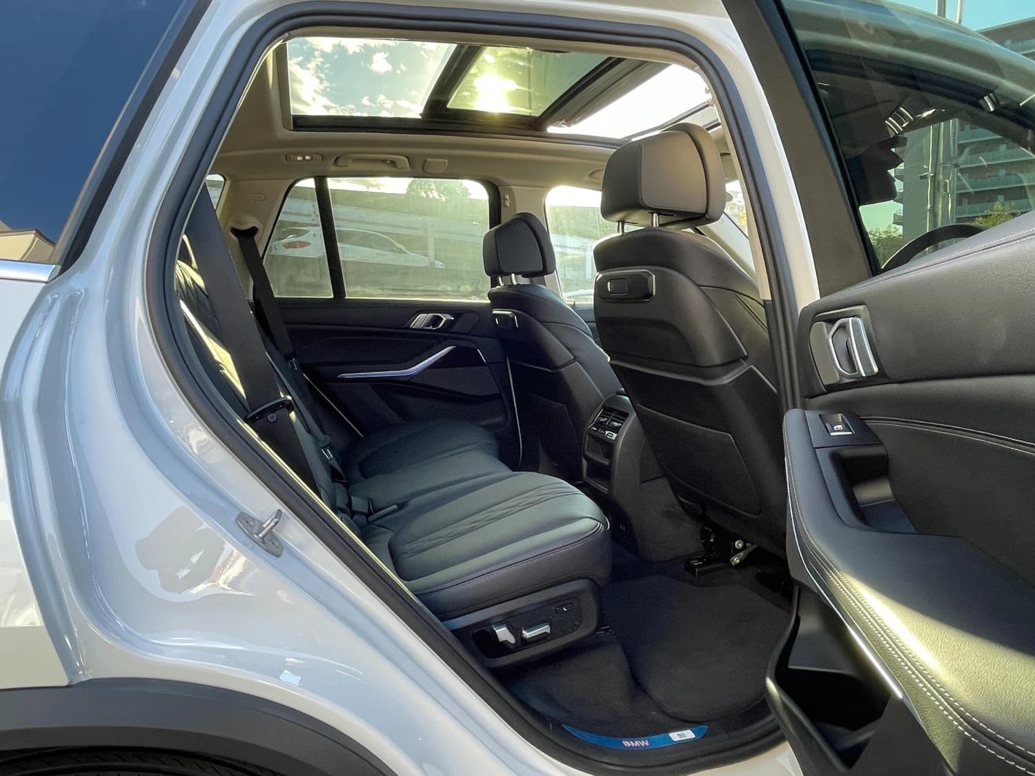 BMW X5 35d - фото 18