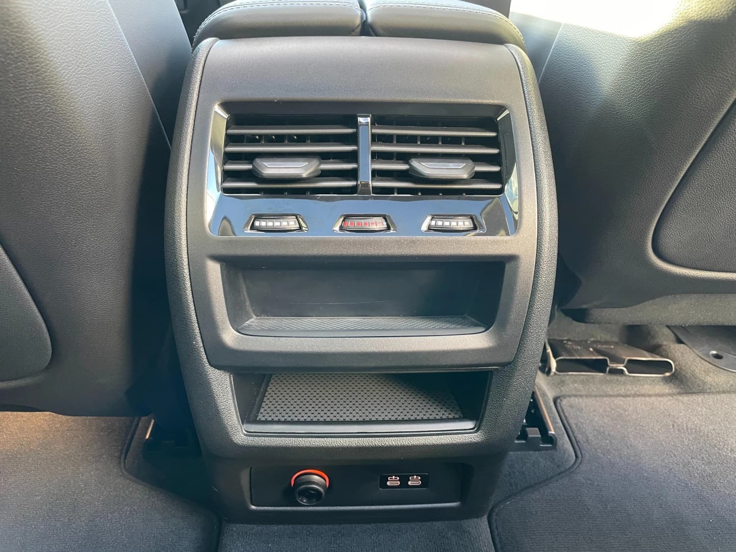 BMW X5 35d - фото 19