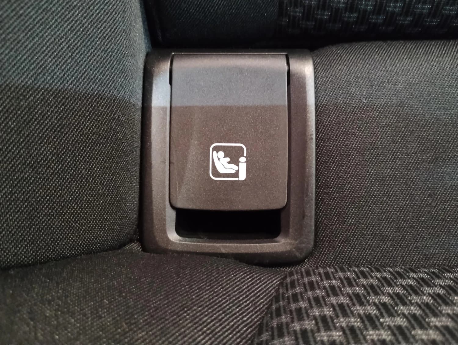 BMW 2 series 218ι - фото 12