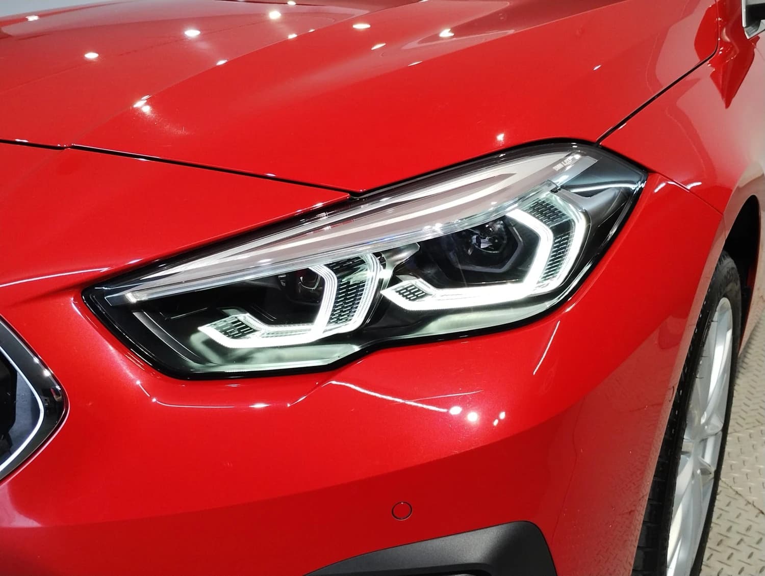 BMW 2 series 218ι - фото 20