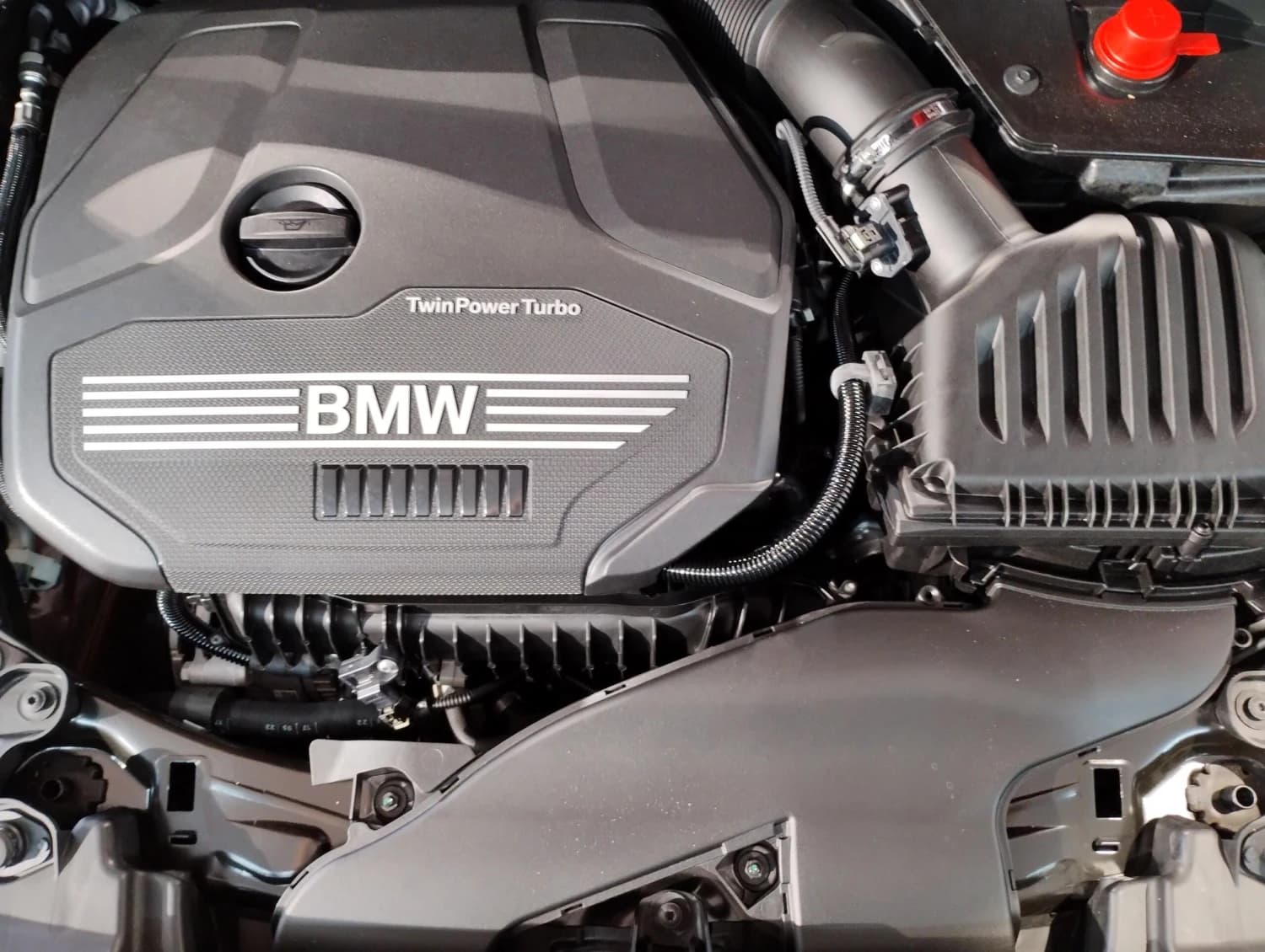 BMW 2 series 218ι - фото 21