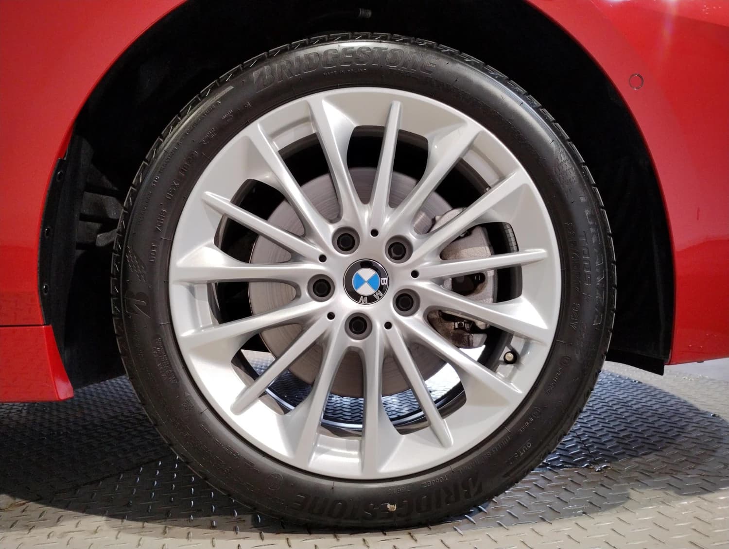 BMW 2 series 218ι - фото 22