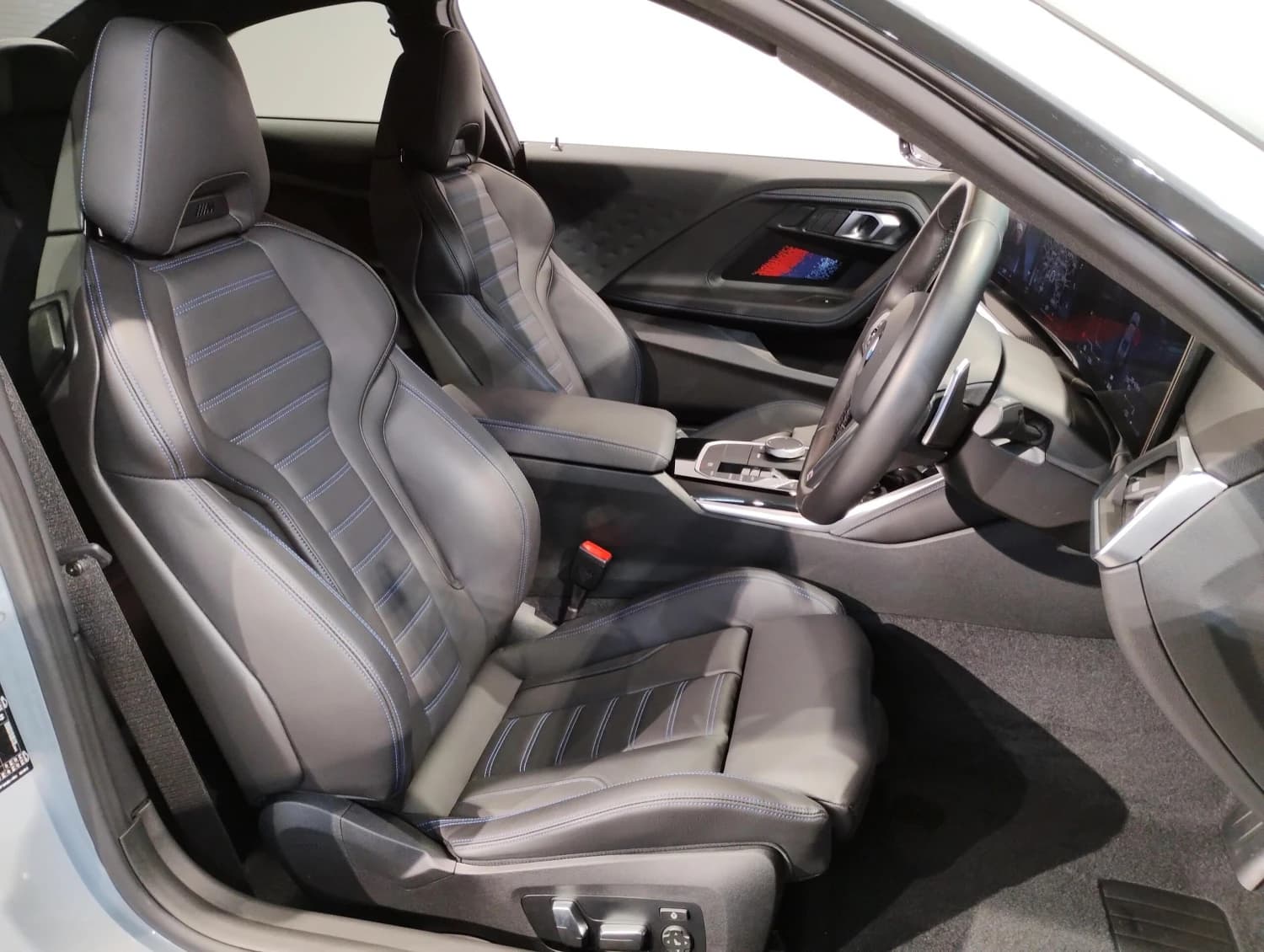 BMW 2 series 220i - фото 9