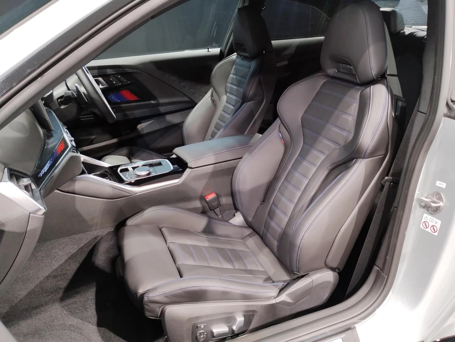 BMW 2 series 220i - фото 10