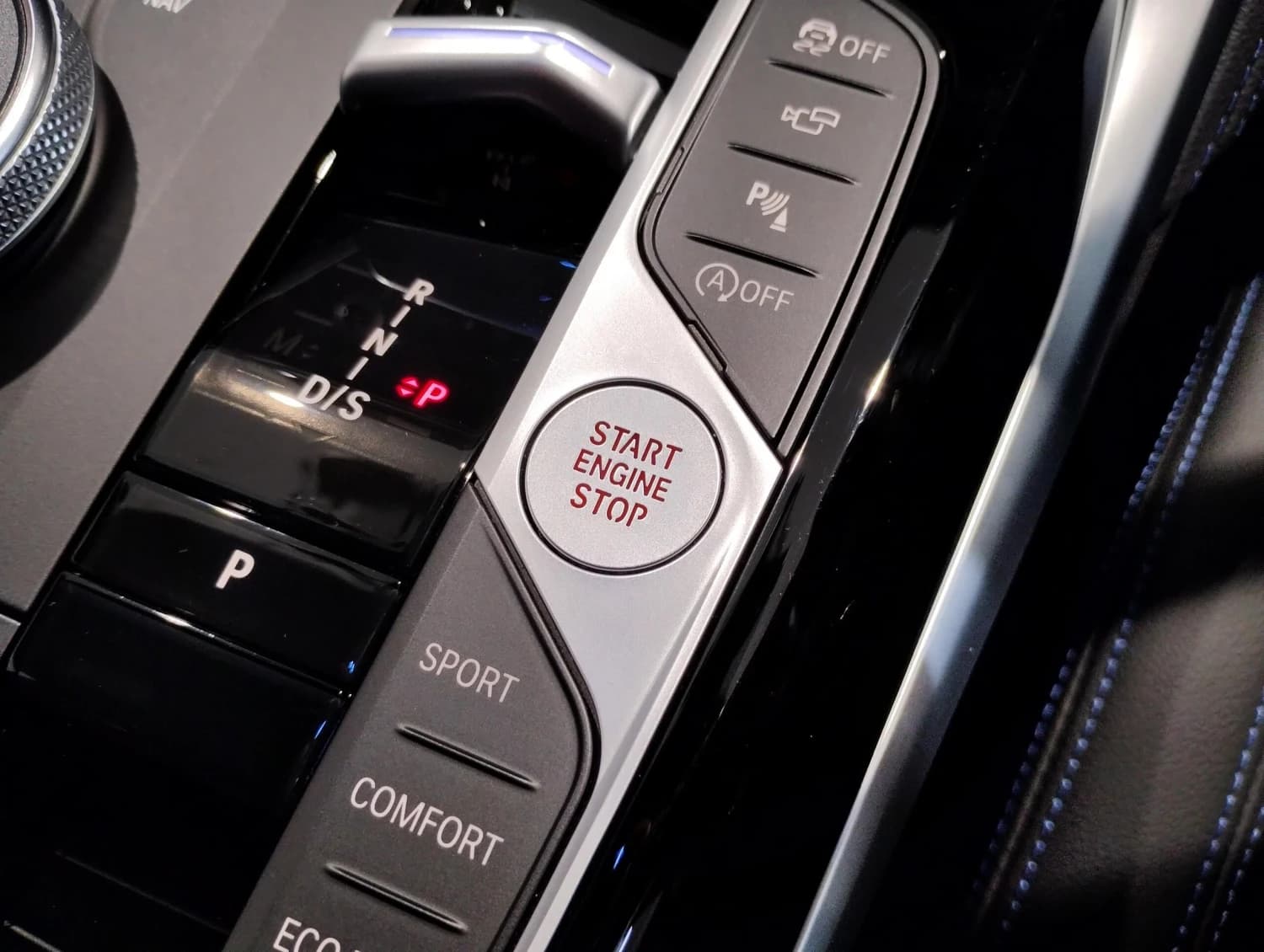 BMW 2 series 220i - фото 15