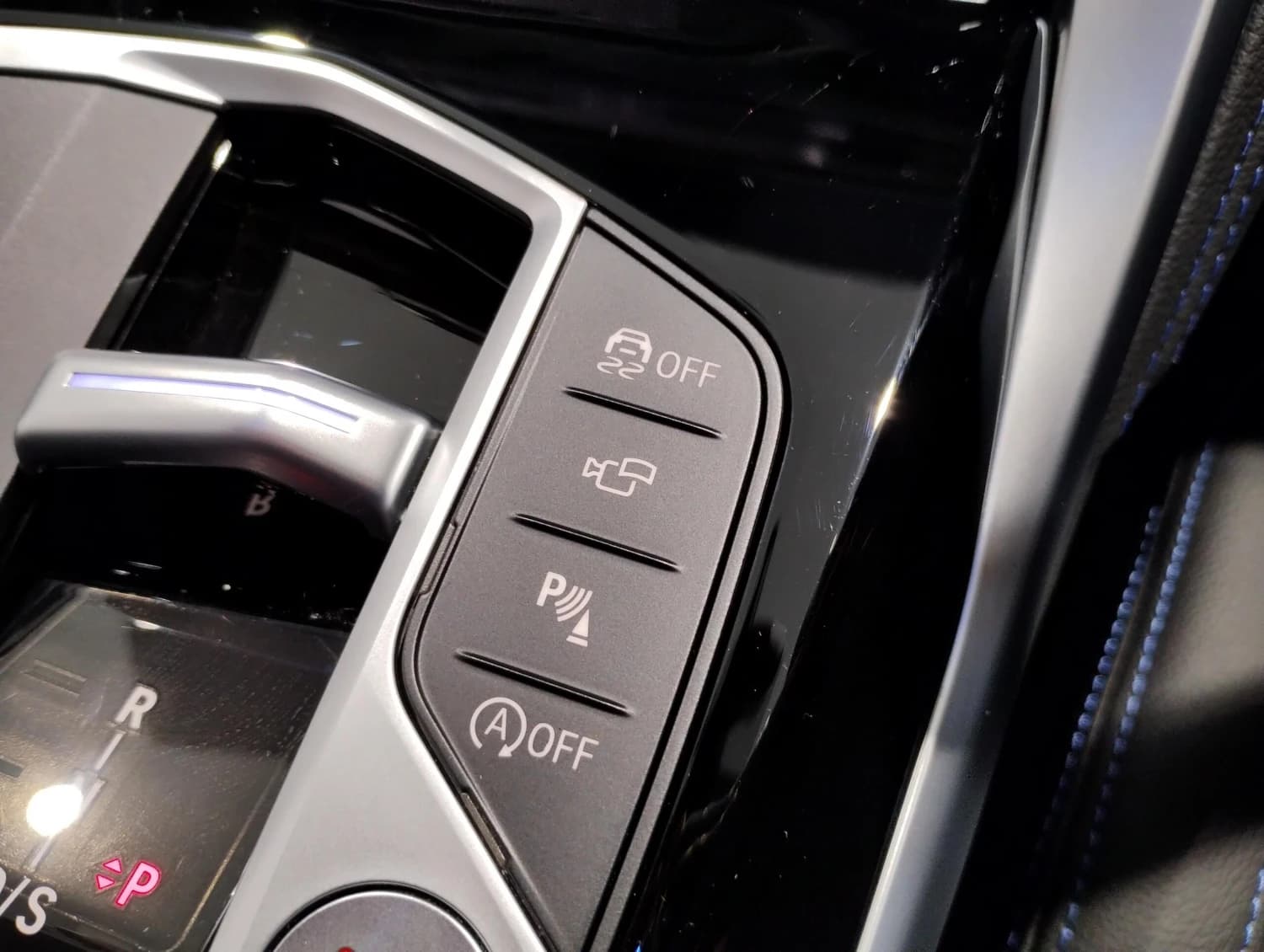 BMW 2 series 220i - фото 16