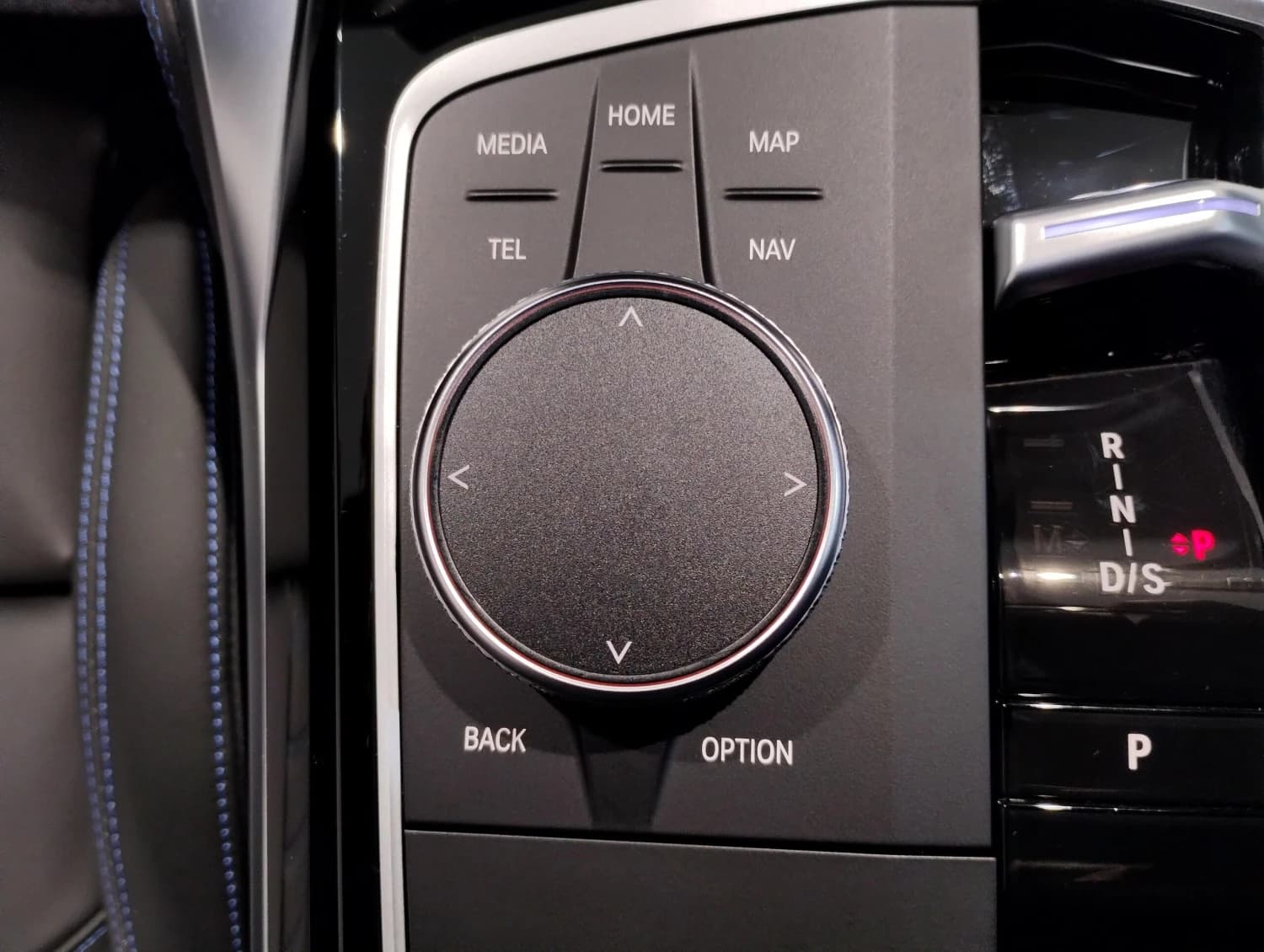 BMW 2 series 220i - фото 17