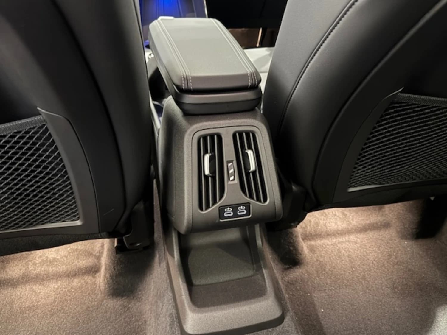 BMW 2 series 218I - фото 15