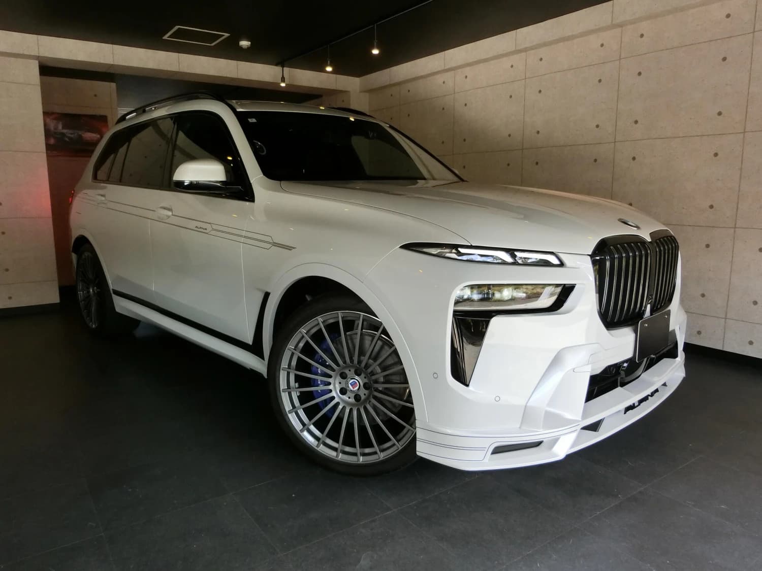 BMW ALPINA XB7 - фото 5