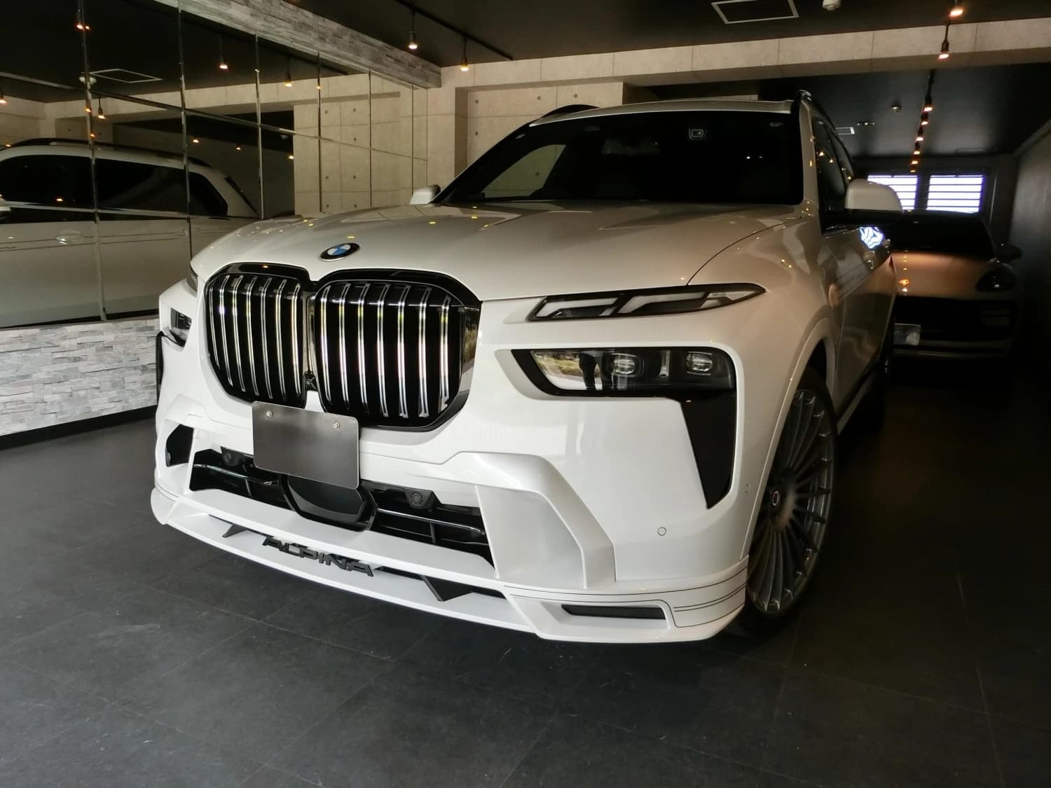 BMW ALPINA XB7 - фото 6